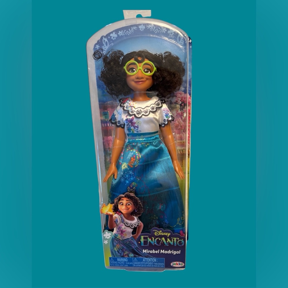 New In Box Disney Encanto Mirabel Madrigal